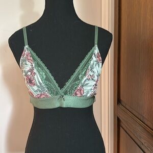 La vie en rose bralette size m